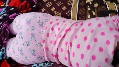 Incredible, I fill my stepdaughter's face with jism while she is resting: since she doesn't sense anything, I ravage her like never before and fill her face with my molten milk