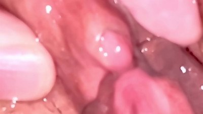 amateur pinkish Pussy: twenty days after losing her virginity.
